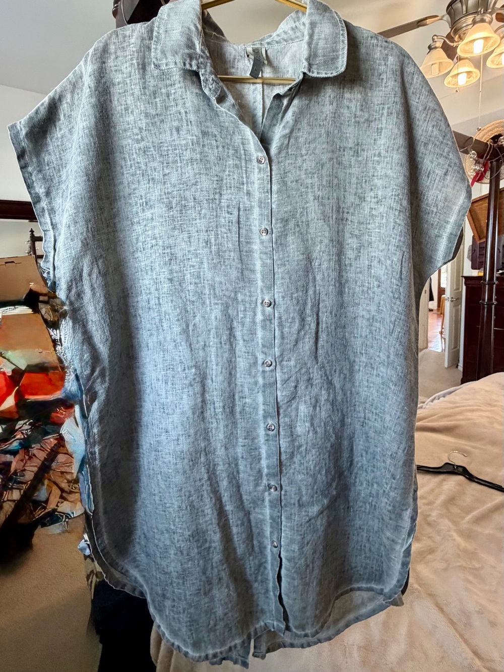 XCVI Heathered Gray Short-Sleeve Linen Button Front long Tunic